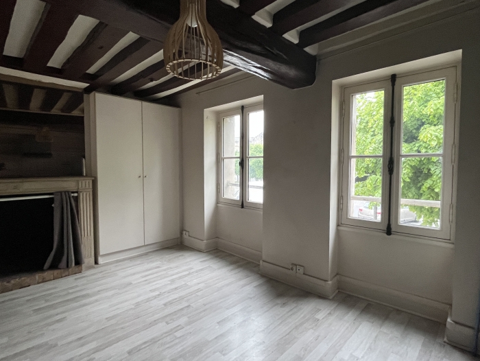 Location Appartement 3 pièces Chantilly (60500) - CENTRE HISTORIQUE