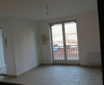 Location Appartement 4 pièces Saint-Quentin (02100) - Centre ville